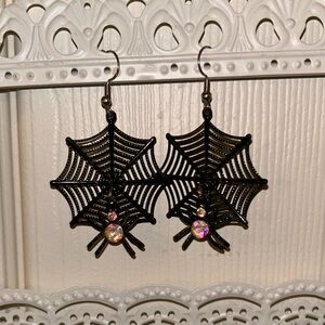 New Cute Halloween Spiderweb/Spider Earrings